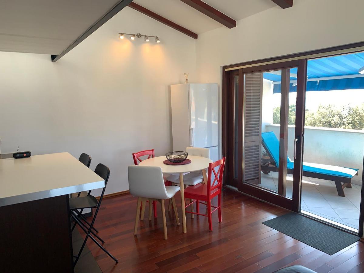 Seaside Apartments Petar 크르크 외부 사진